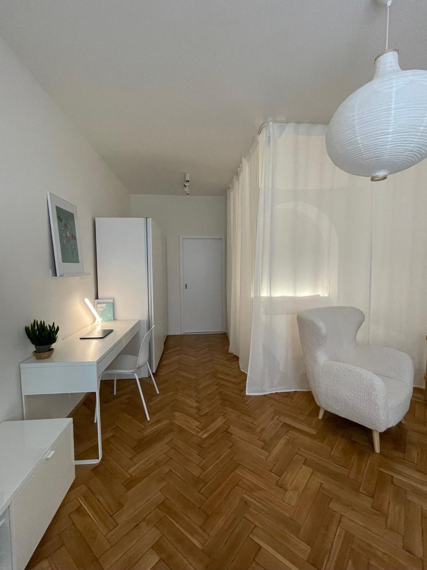 Urban Retreat I Modern Boho Apartments In Lovely Letna District - 10 Minutes From Old Town Praha Exteriér fotografie