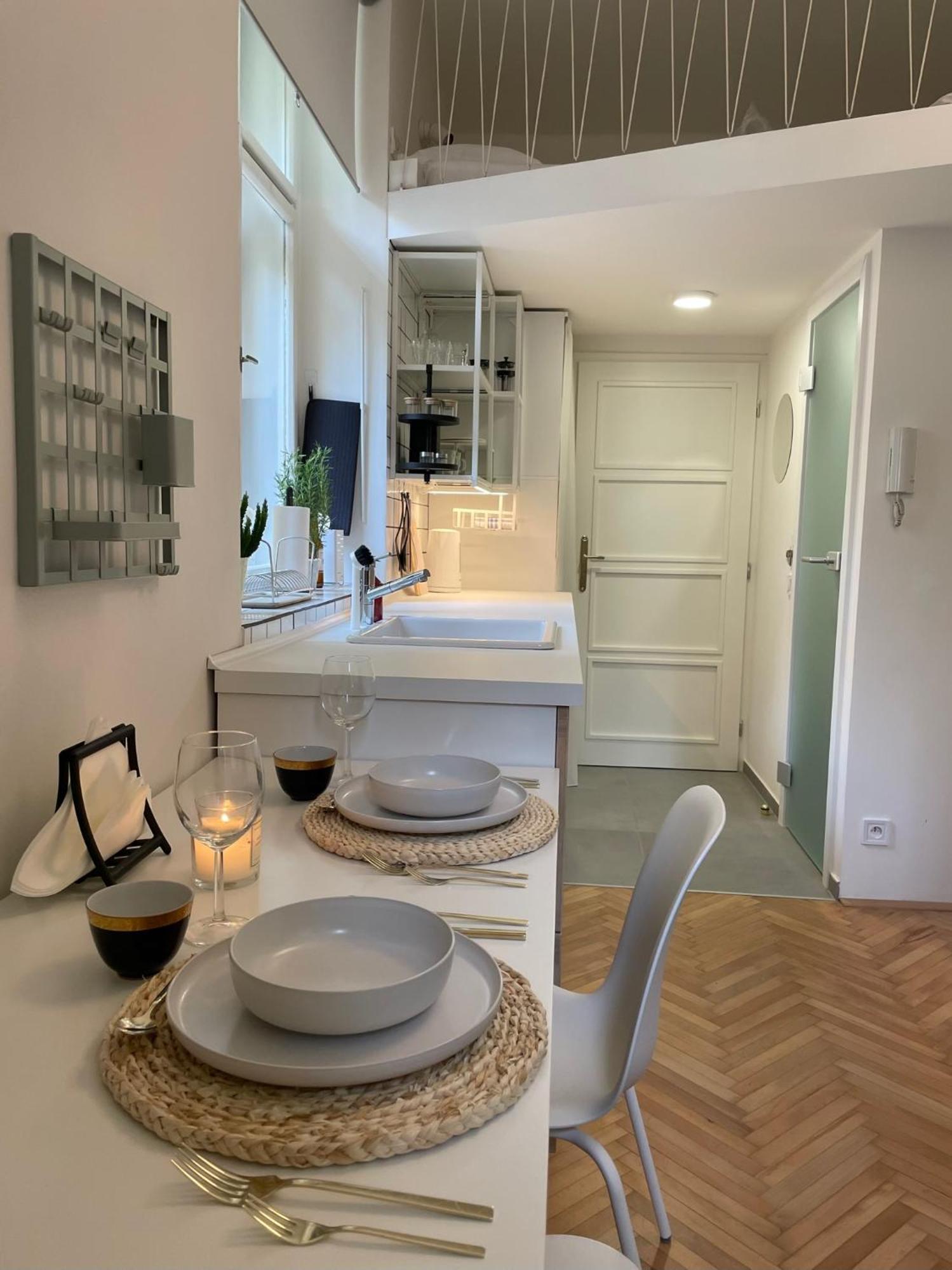 Urban Retreat I Modern Boho Apartments In Lovely Letna District - 10 Minutes From Old Town Praha Exteriér fotografie