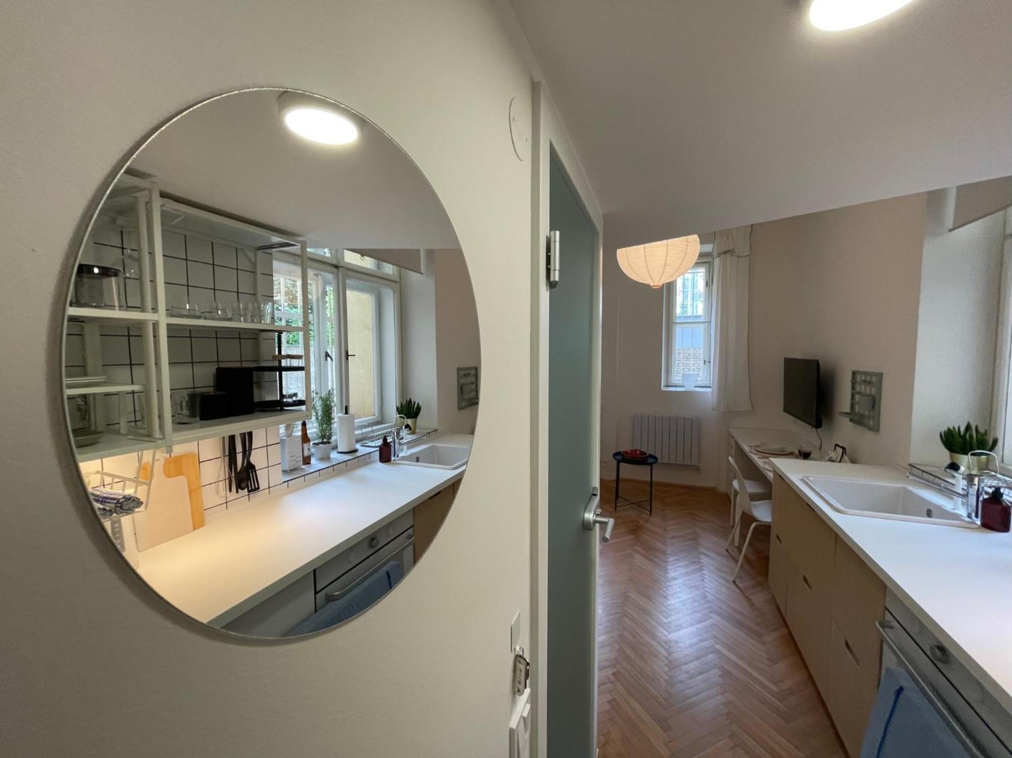 Urban Retreat I Modern Boho Apartments In Lovely Letna District - 10 Minutes From Old Town Praha Exteriér fotografie